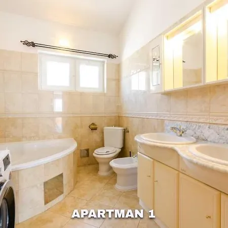 Apartments With Wifi Crikvenica - 17497 Exterior foto