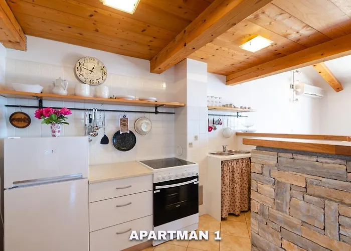 Apartments With Wifi Crikvenica - 17497