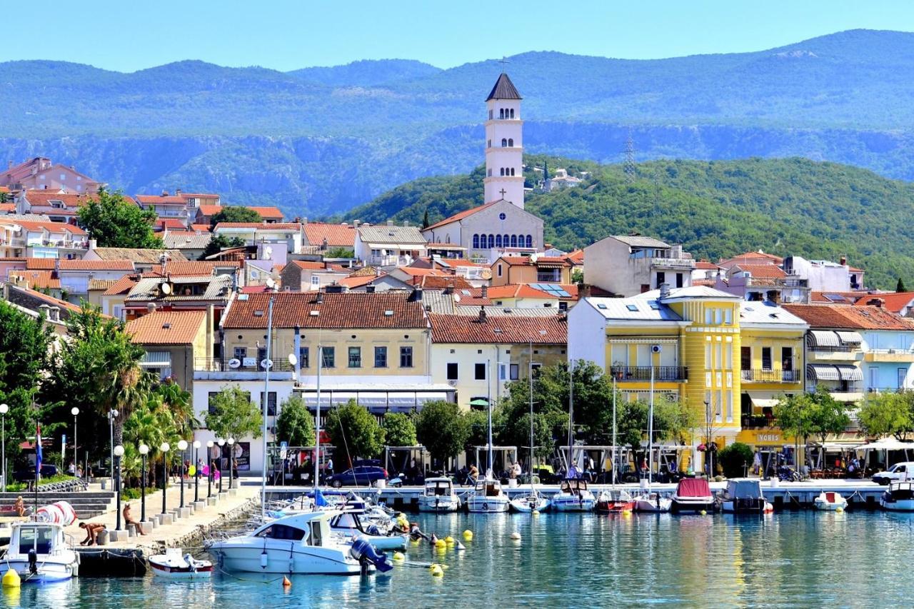 Apartament With Wifi - 17497 Crikvenica